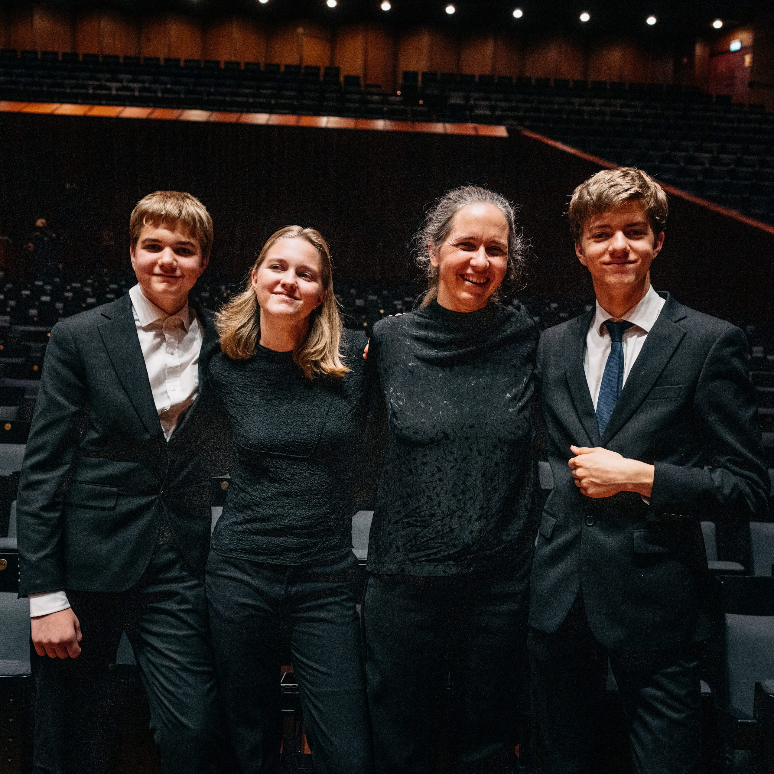 Johannes, Eline, Heidi og Fredrik Heistø Carlsen. Foto: Magnus Skrede